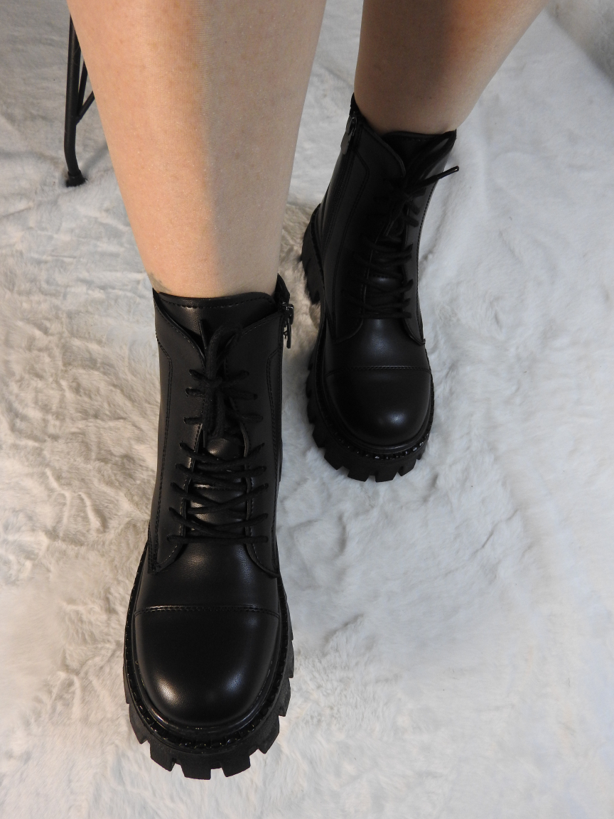 KADIN SİYAH GÜNLÜK BOT