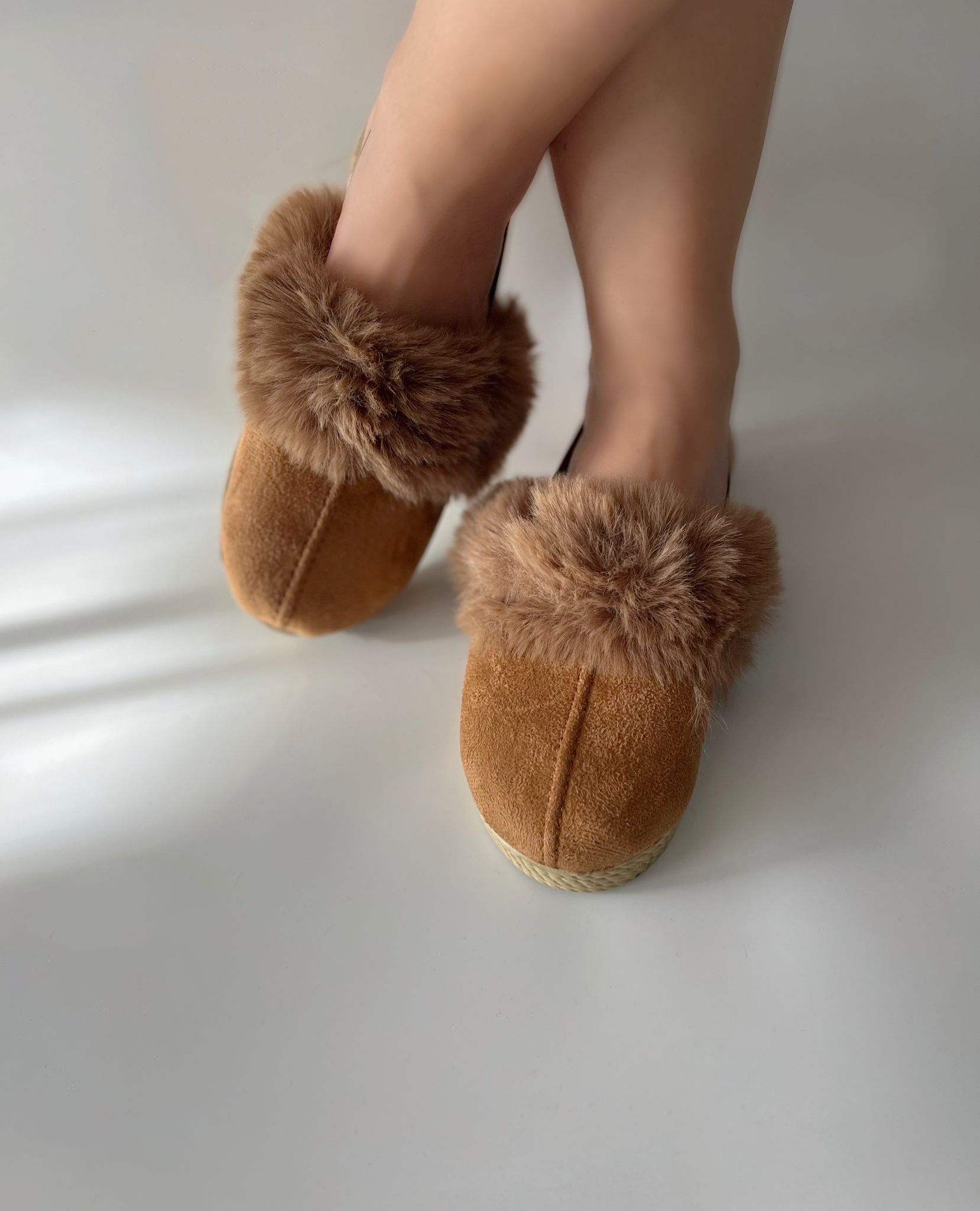 Mery Model Kadın Tüylü Ev Terliği