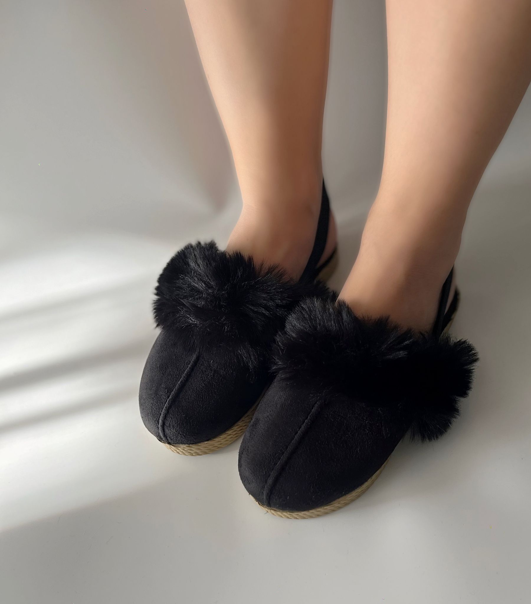 Mery Model Kadın Tüylü Ev Terliği