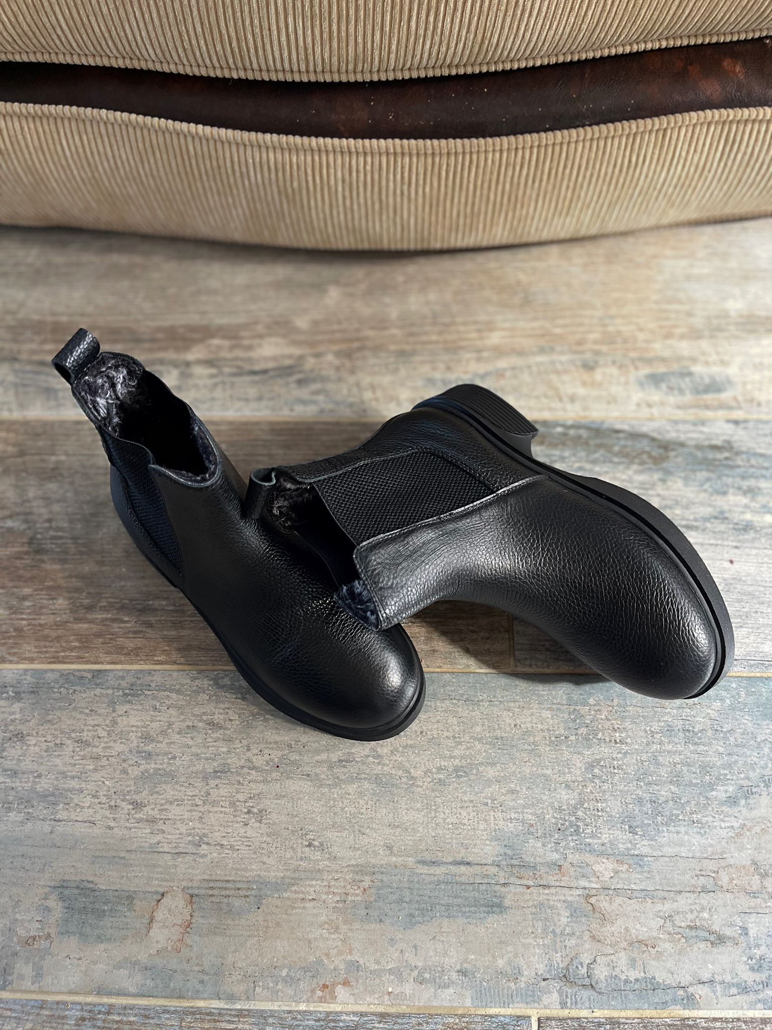 Kadın Hakiki Deri İçi Kürklü Kışlık Bot