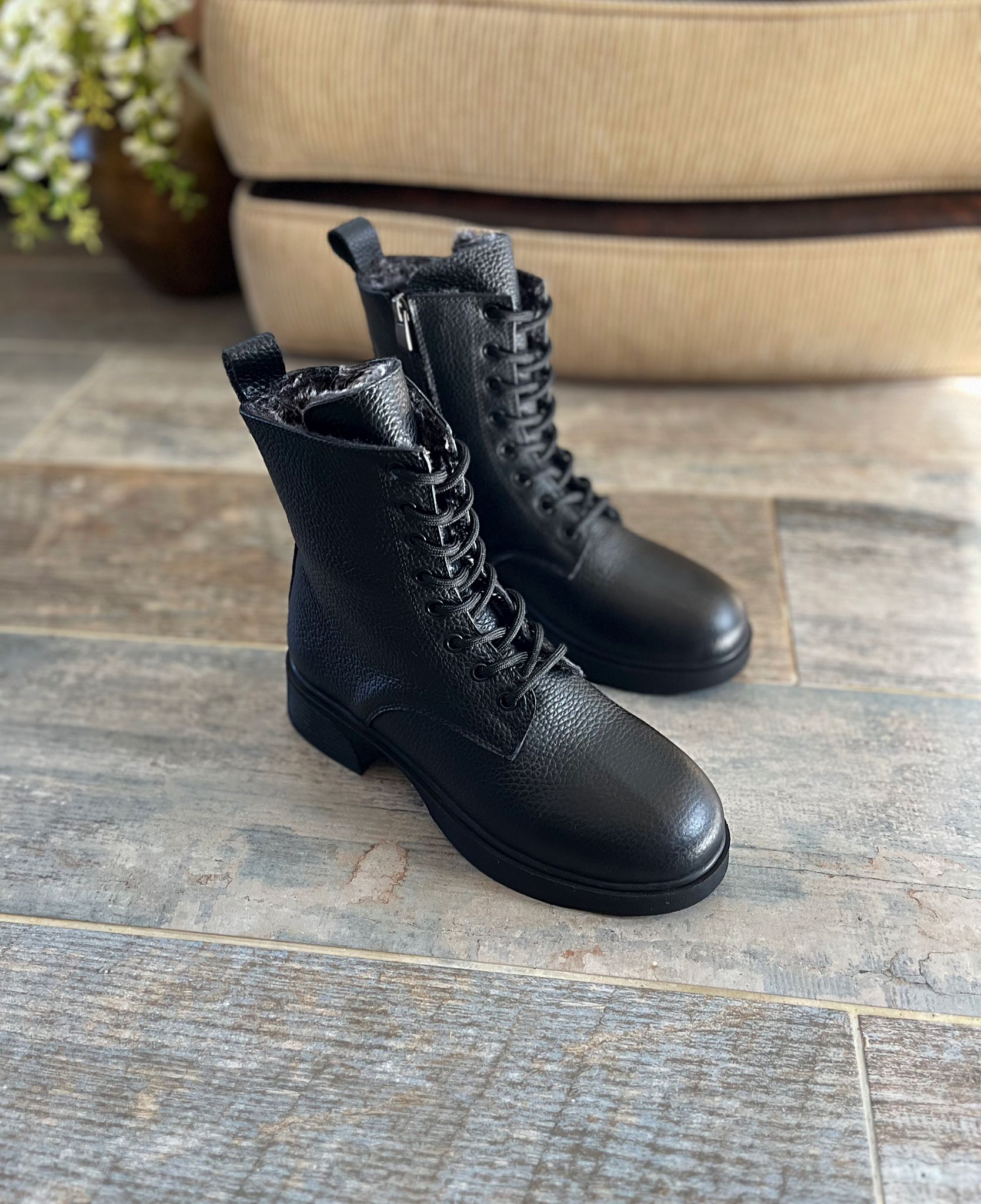 Kadın Hakiki Deri İçi Kürklü Kışlık Bot