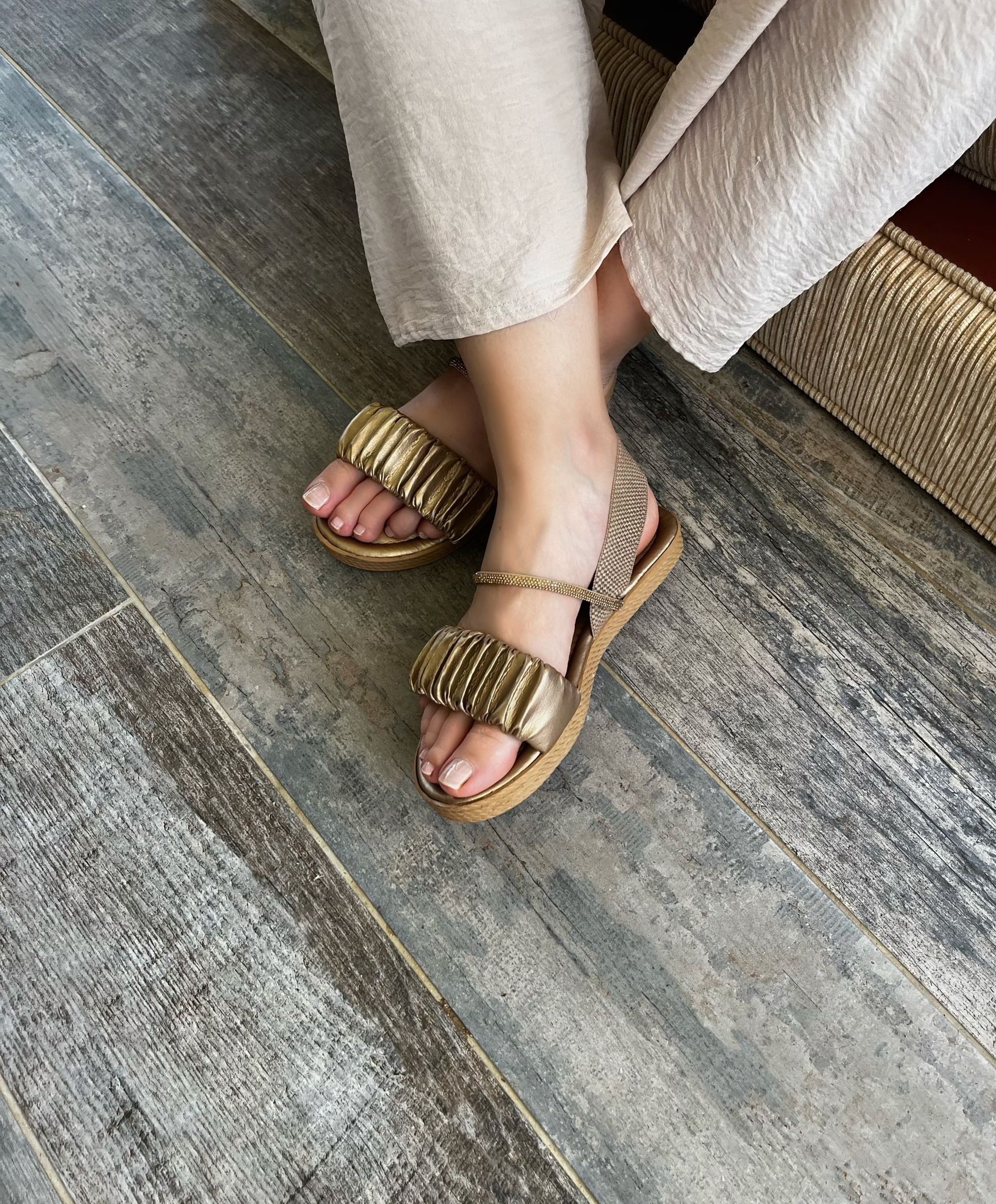 Luna Model Kadın Taşlı Yazlık Ortopedik Taban Sandalet